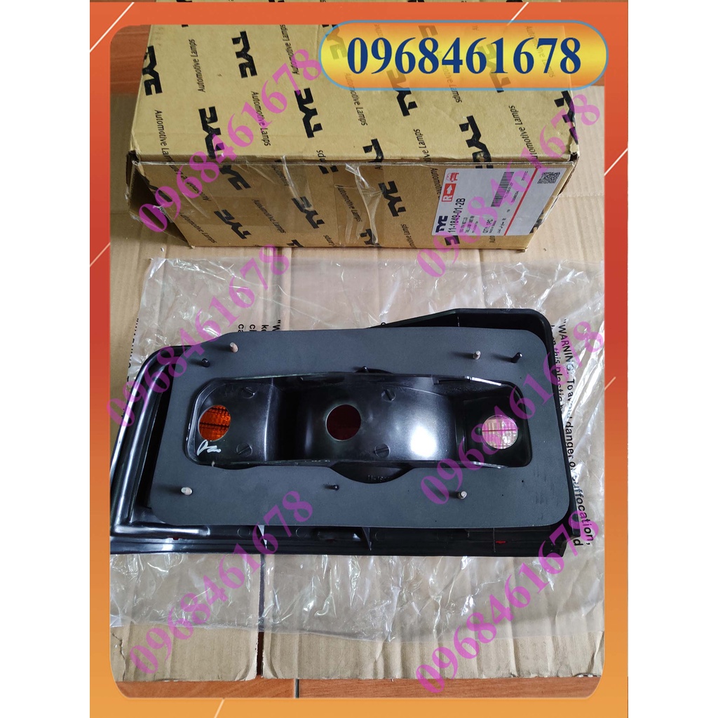 Đèn hậu Mazda 323 đời 95-97 (Hàng TYC)
