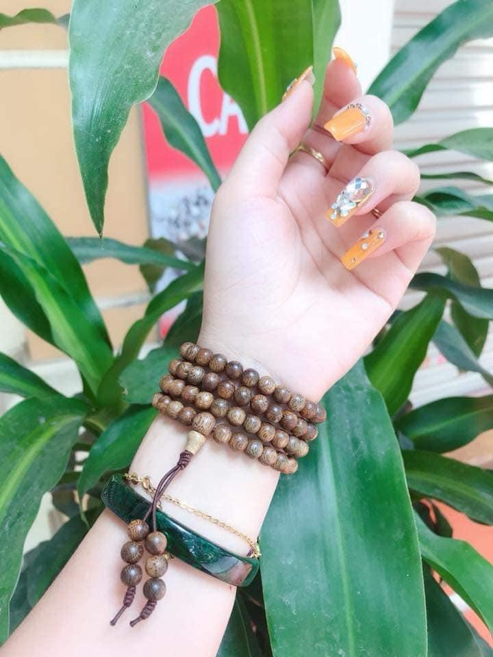 Vòng trầm hương 108 hạt 6 ly