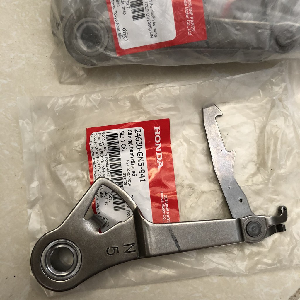 Trục Cần Số Wave Alpha ,Ws 100, Rs 100 ,Fu 1, Dream Honda (24630GN5941)