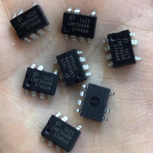 5 con IC nguồn LNK306 dán