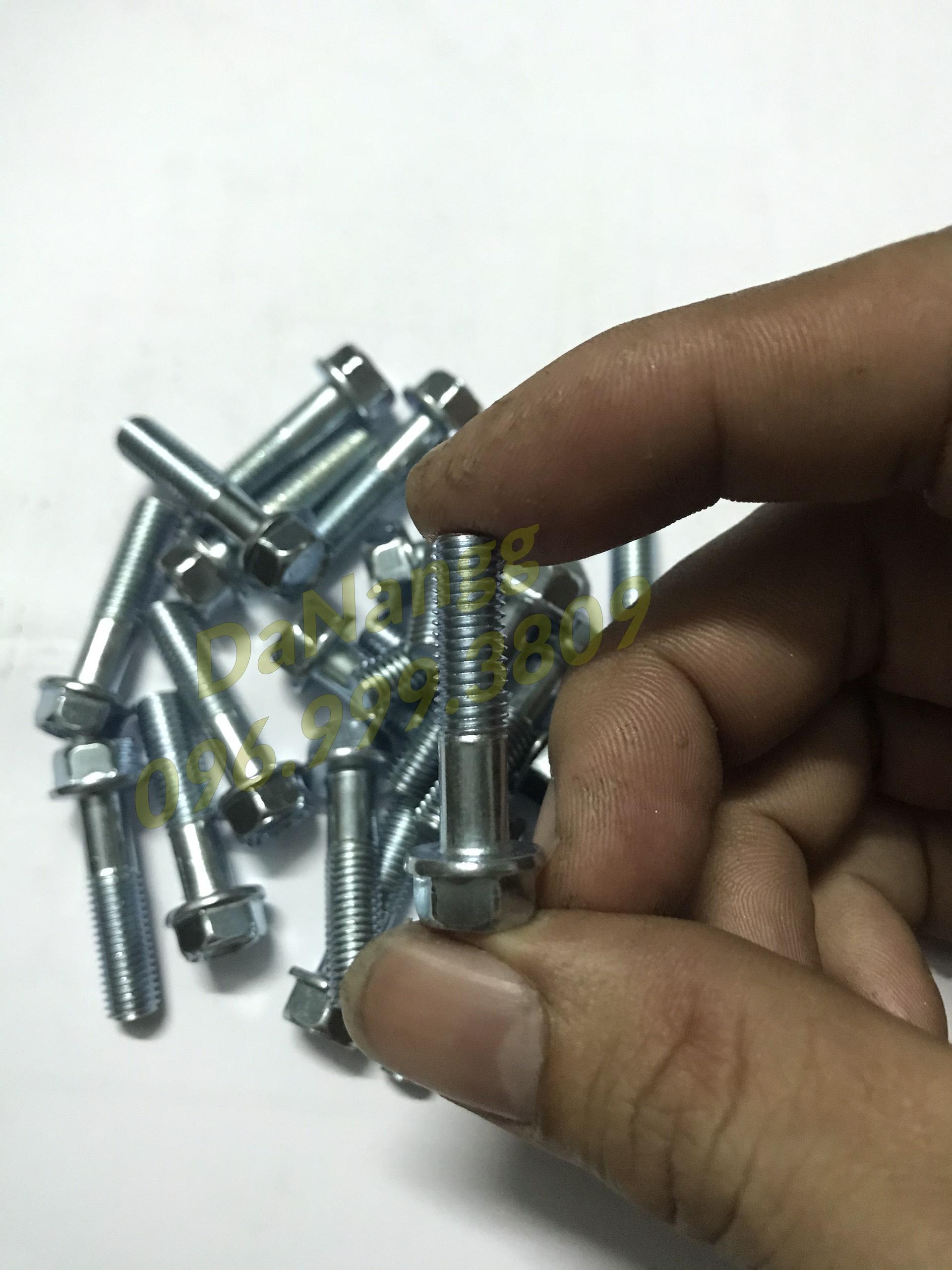 50 ốc bu lông 7 ly dài 28mm