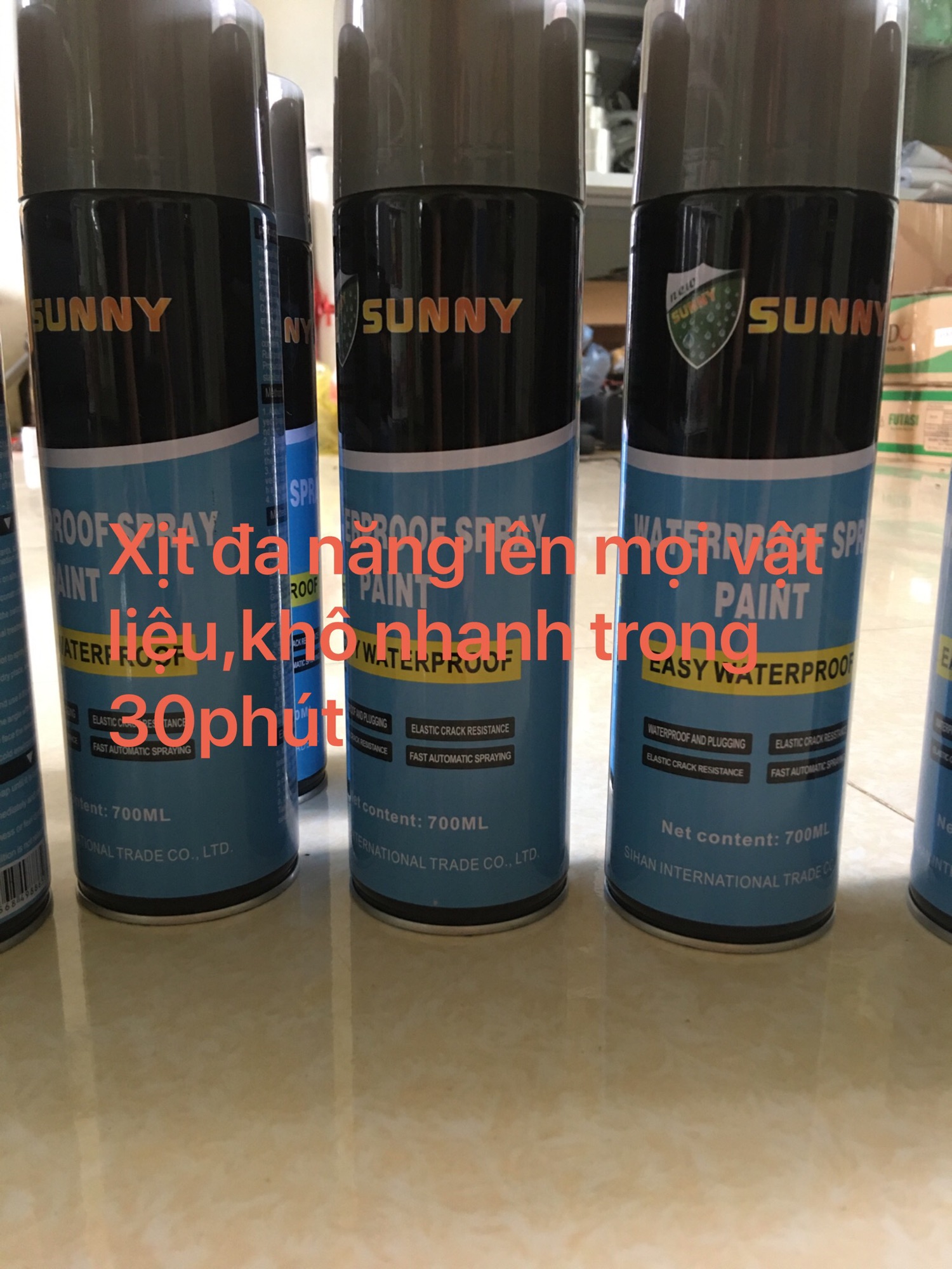 Bình xịt chống thấm dột mái nhà bê tông