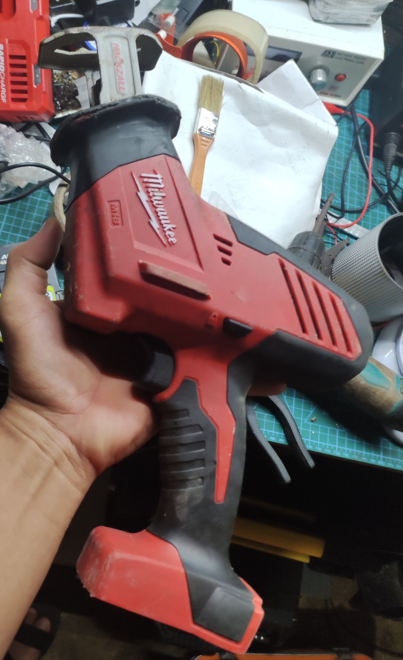 Cưa Kiếm Milwaukee 18V (Hàng Bãi Xịn)