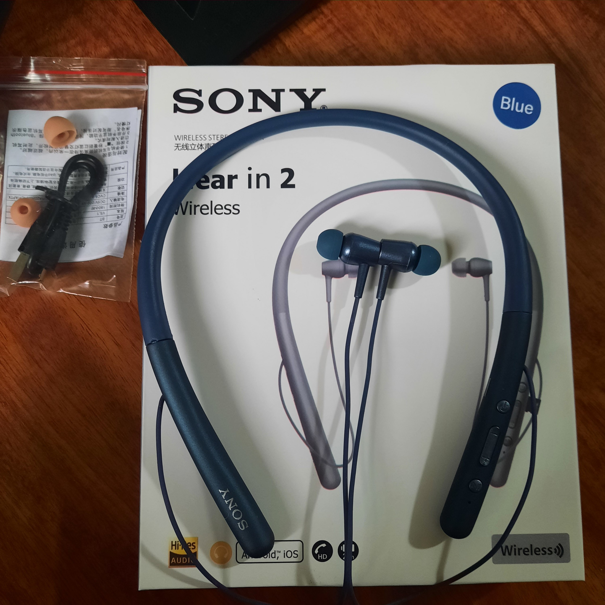 tai nghe bluetooth sony h700