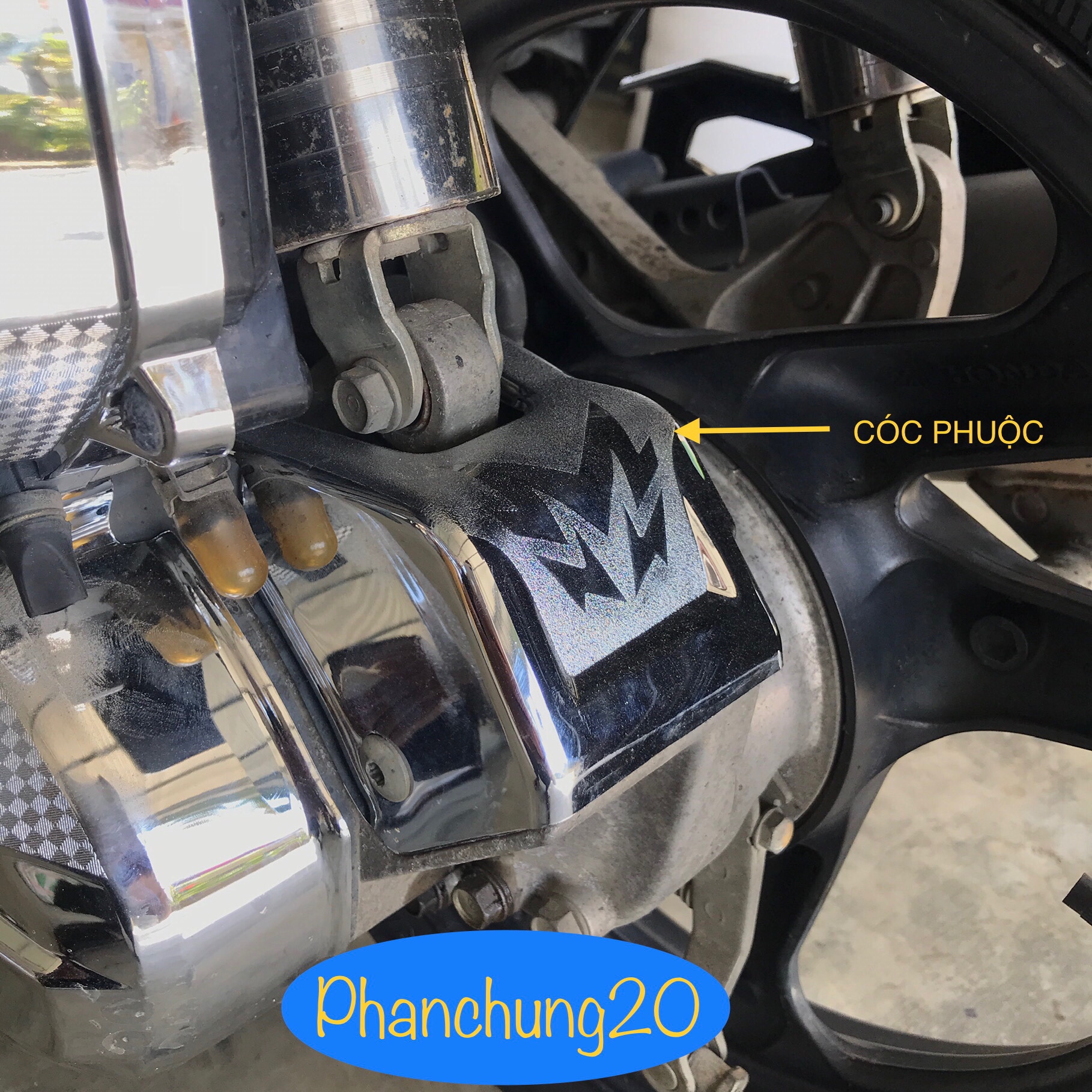 AB 2013 2014 2015 ỐP CÓC PHUỘC  SAU DÙNG CHO ĐỜI XE AB CROM/CACBON