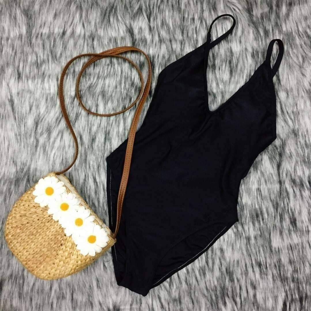 ( Kèm ảnh feedback) Bikini một mảnh cổ V xe 1/2 mông sexy