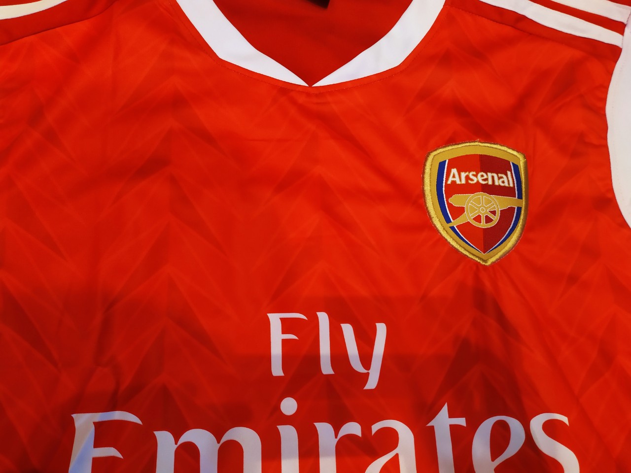 ÁO BÓNG ĐÁ CLB ARSENAL MỚI NHẤT 2020-2021