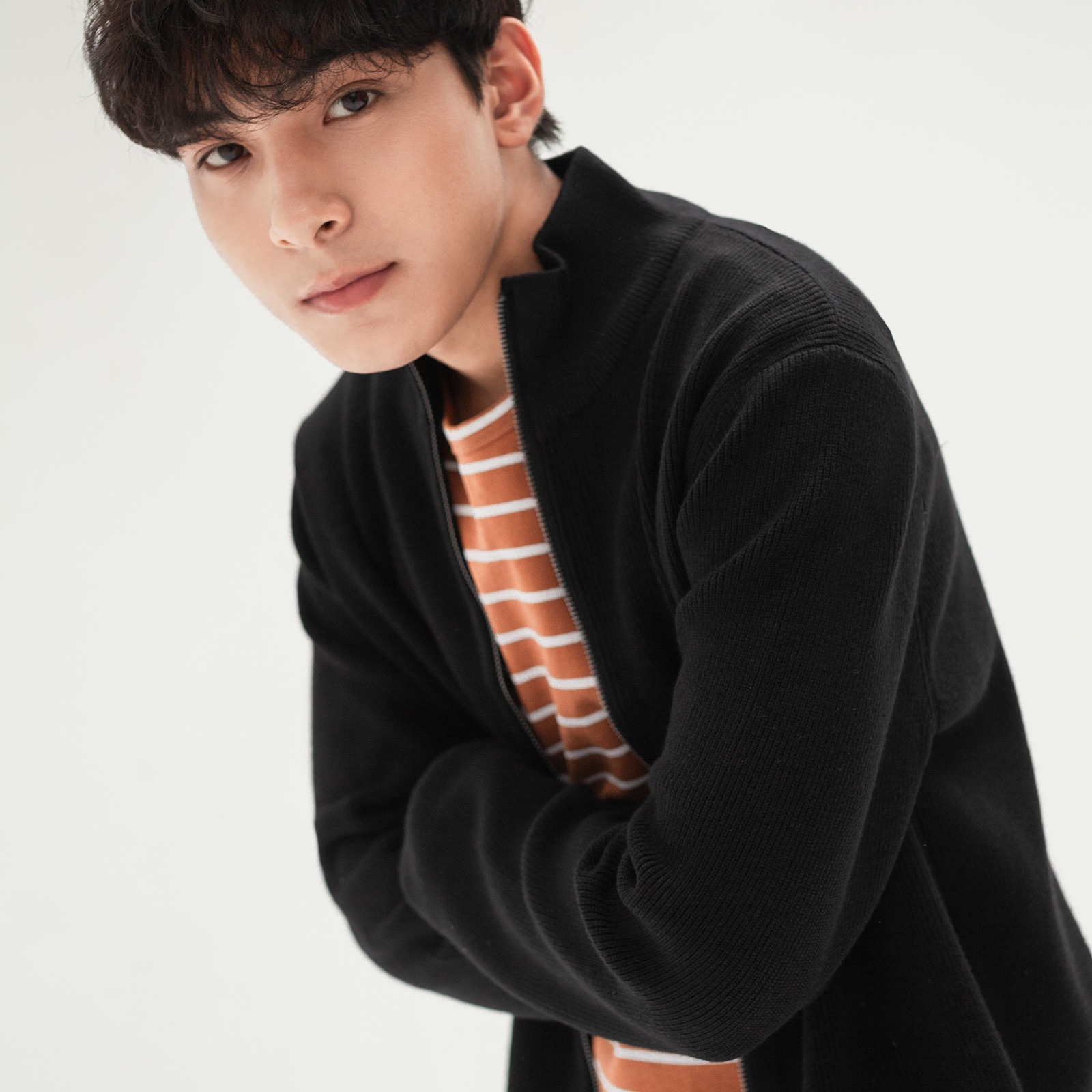 Áo khoác nỉ LOOK CASMERE JACKET