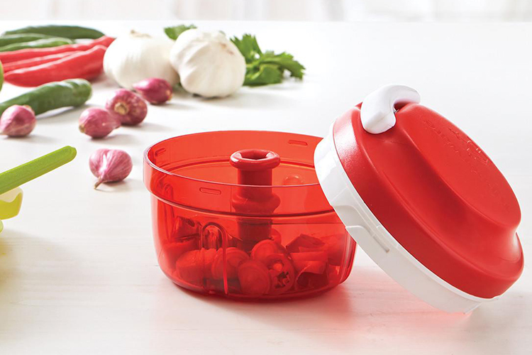 Dụng cụ xay thực phẩm Turbo Chopper Tupperware
