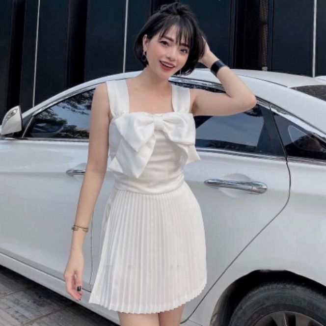 Áo croptop đính nơ trước ngực siêu kute form 45kg áo kiểu cổ vuông áo kiểu nhún thân sau áo kiểu hở eo
