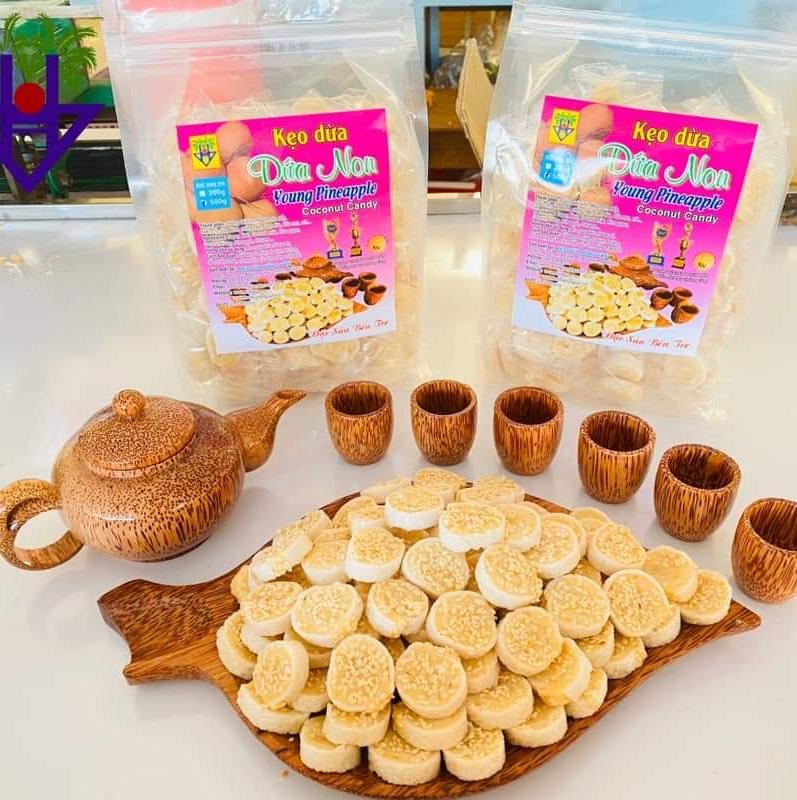 Kẹo dừa dứa non Hồng Vân 500g (Kẹo dừa non ít ngọt)