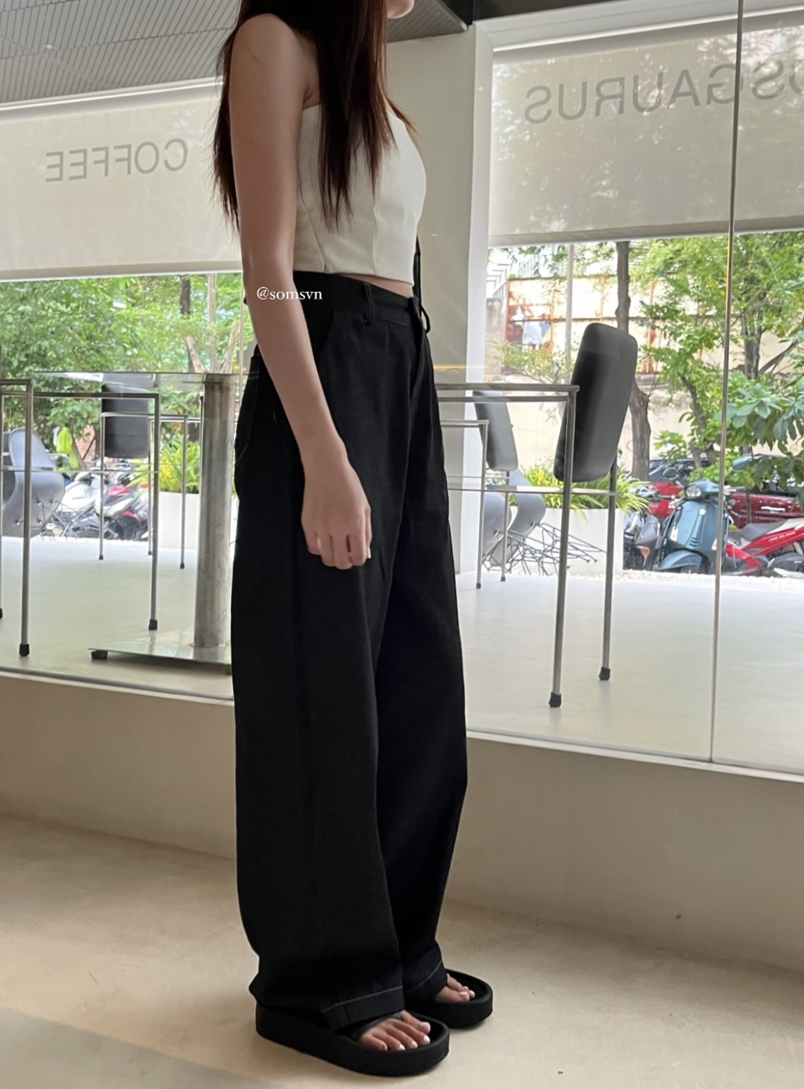 Quần jean dài ống rộng hack dáng - 𝐑𝐮𝐥𝐥𝐚 𝐩𝐚𝐧𝐭𝐬