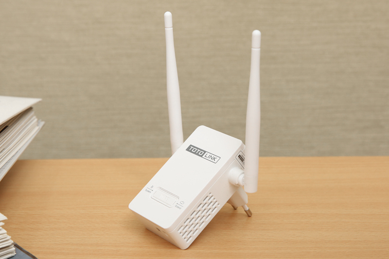 Repeater Wifi 300Mbps Totolink EX201 Trắng