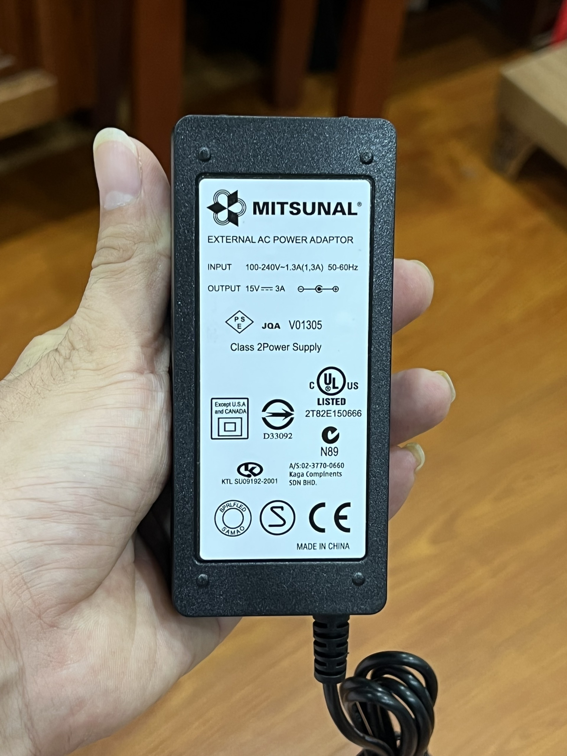 Nguồn adaptor 15V 3A loại tốt