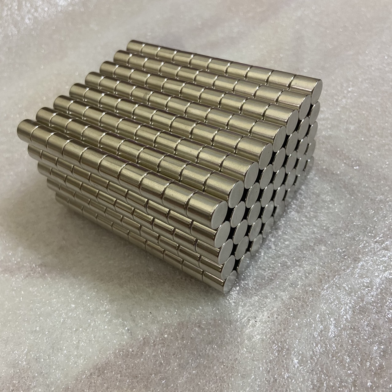 Permanent magnet force super strong suction size 10x10mm