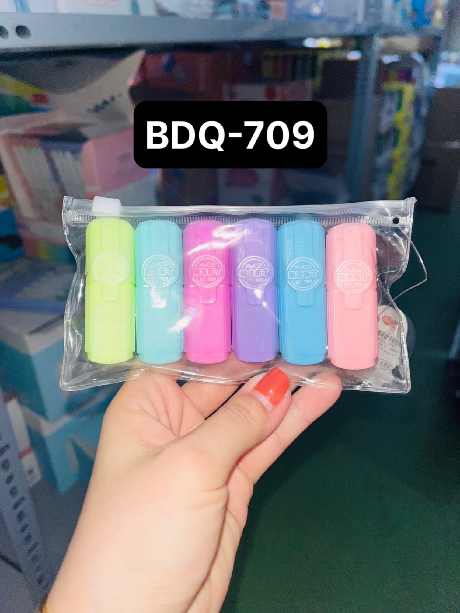 Bút dạ quang kiểu 6 cây 6 màu (736,709,836,1230,729,716)