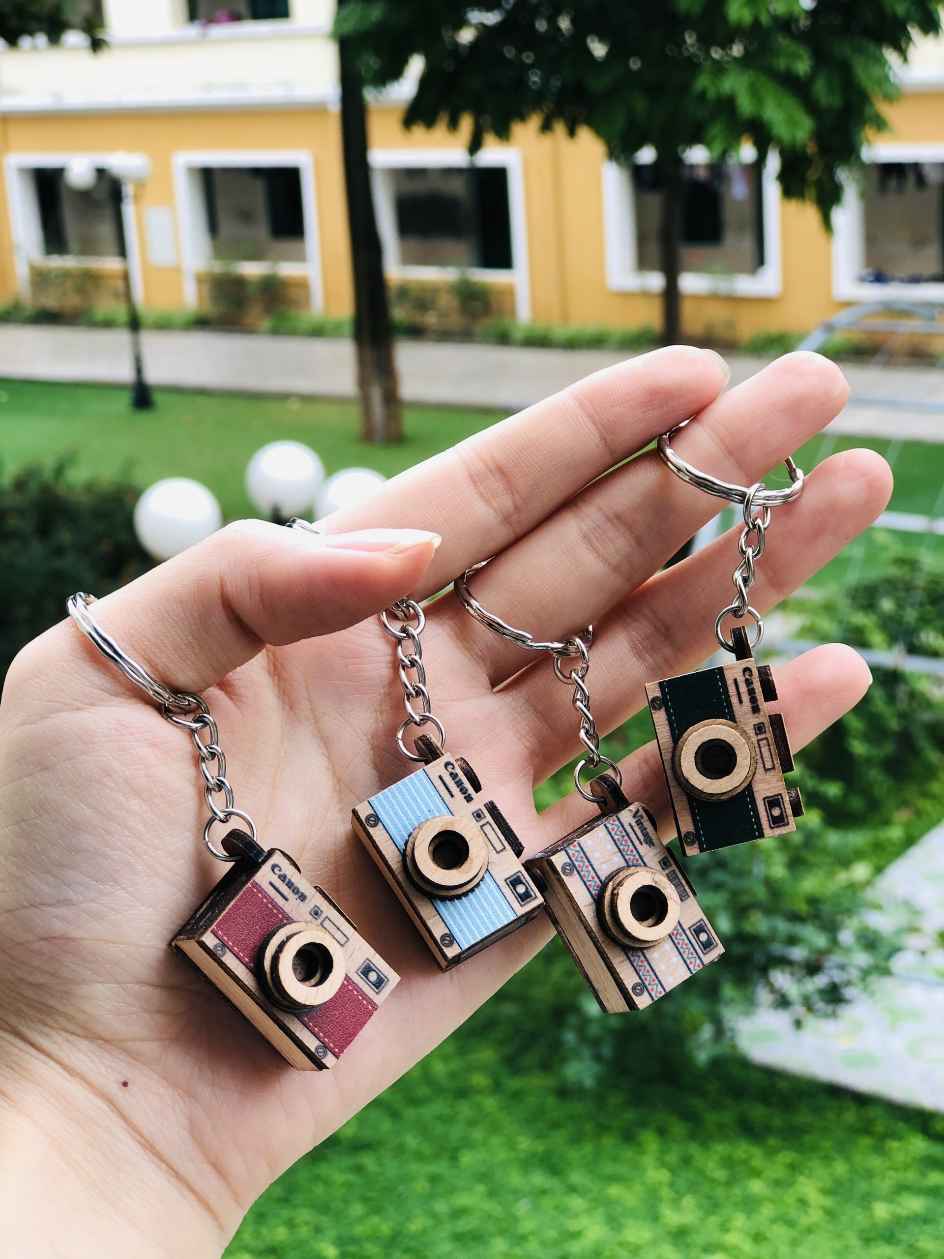 Móc khóa Gỗ máy ảnh