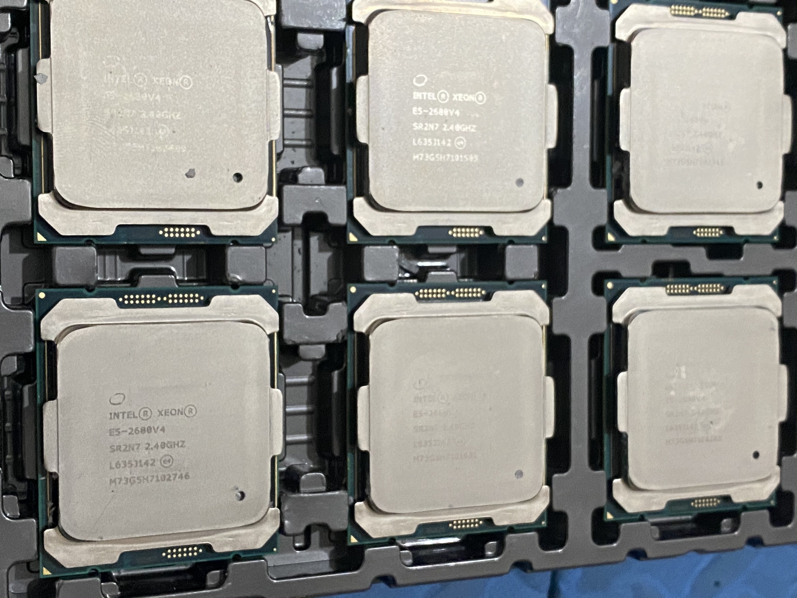 [Trả góp 0%]Cpu Intel Xeon E5 2680v4 ( 14 nhân 28 luồng) Socket 2011v3 Siêu mạnh