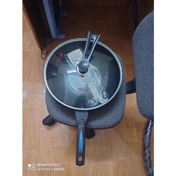Chảo đá hàn quốc kèm vung size 32cm