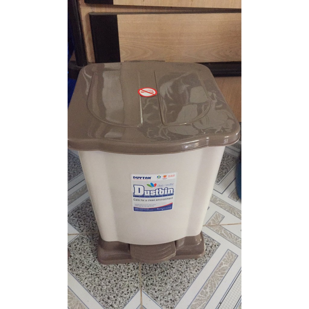 [HCM]Thùng rác đạp Duy Tân
