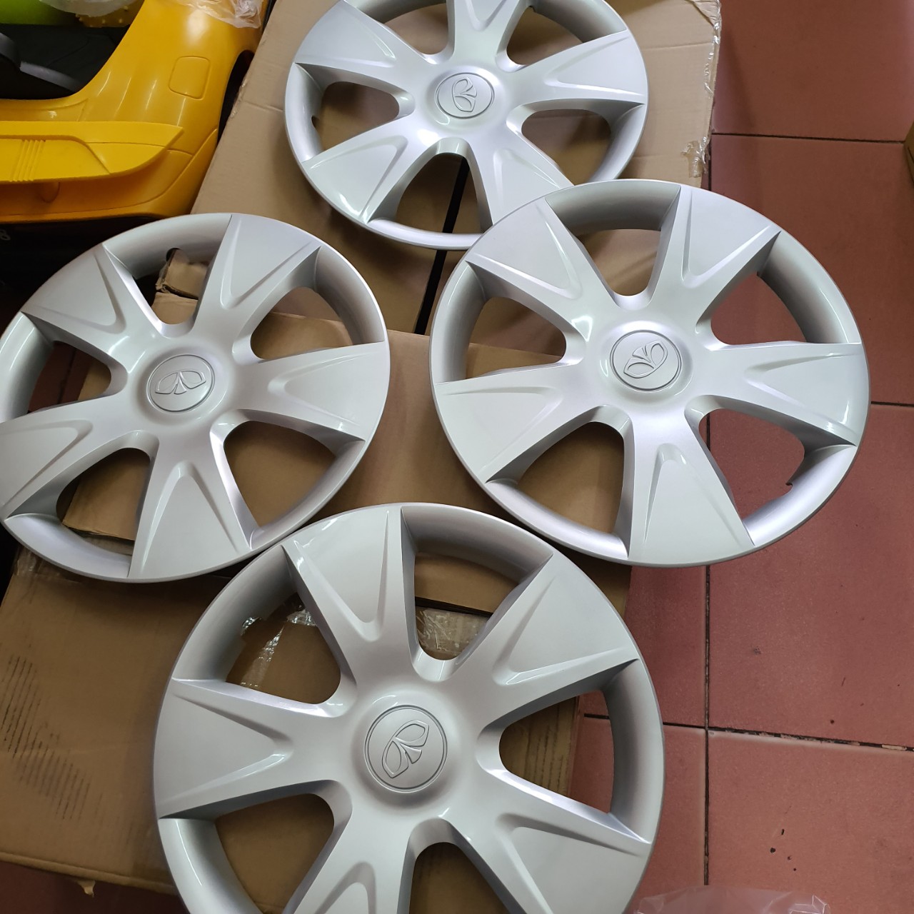ỐP LAZANG GENTRA ( hàng xịn , giá /1 cái )