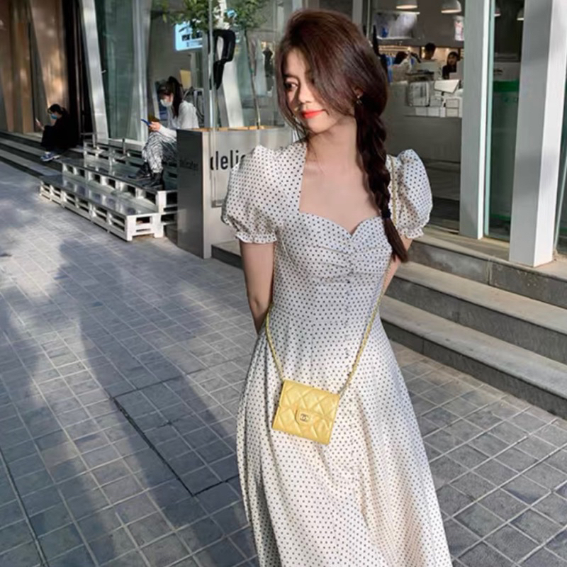 Đầm nhún ngực nút bọc ms58