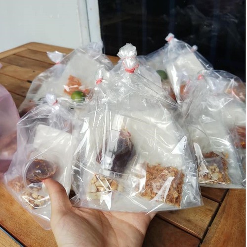 Combo 10 bịch bánh tráng me Tây Ninh