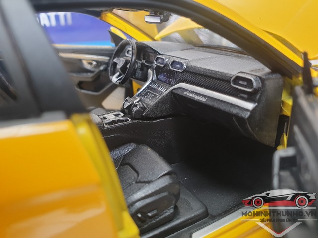 [HCM]Xe mô hình Lamborghini Urus tỉ lệ 1:18