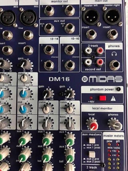 Bàn Mixer Midas DM16