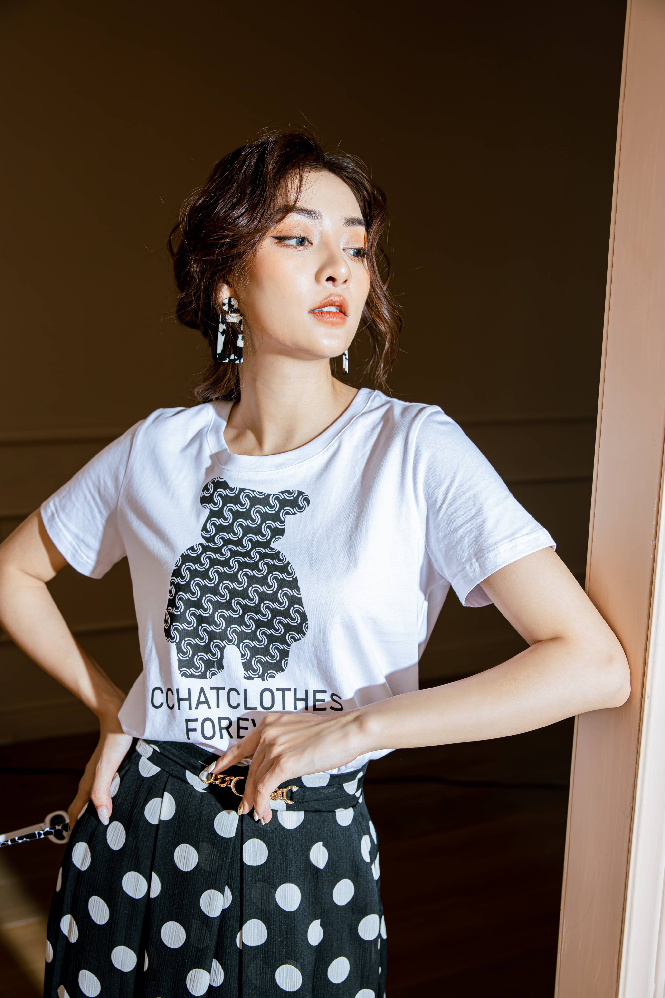 Áo T-shirt in gấu Cchat CChat Clothes