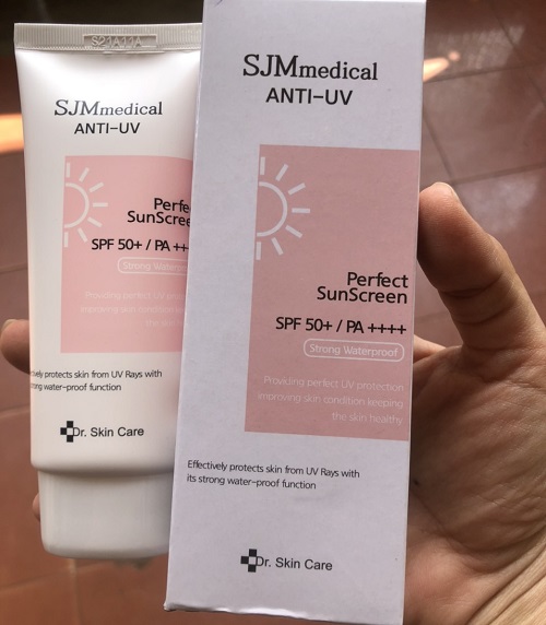 Kem Chống Nắng Nâng Tone Da SJM