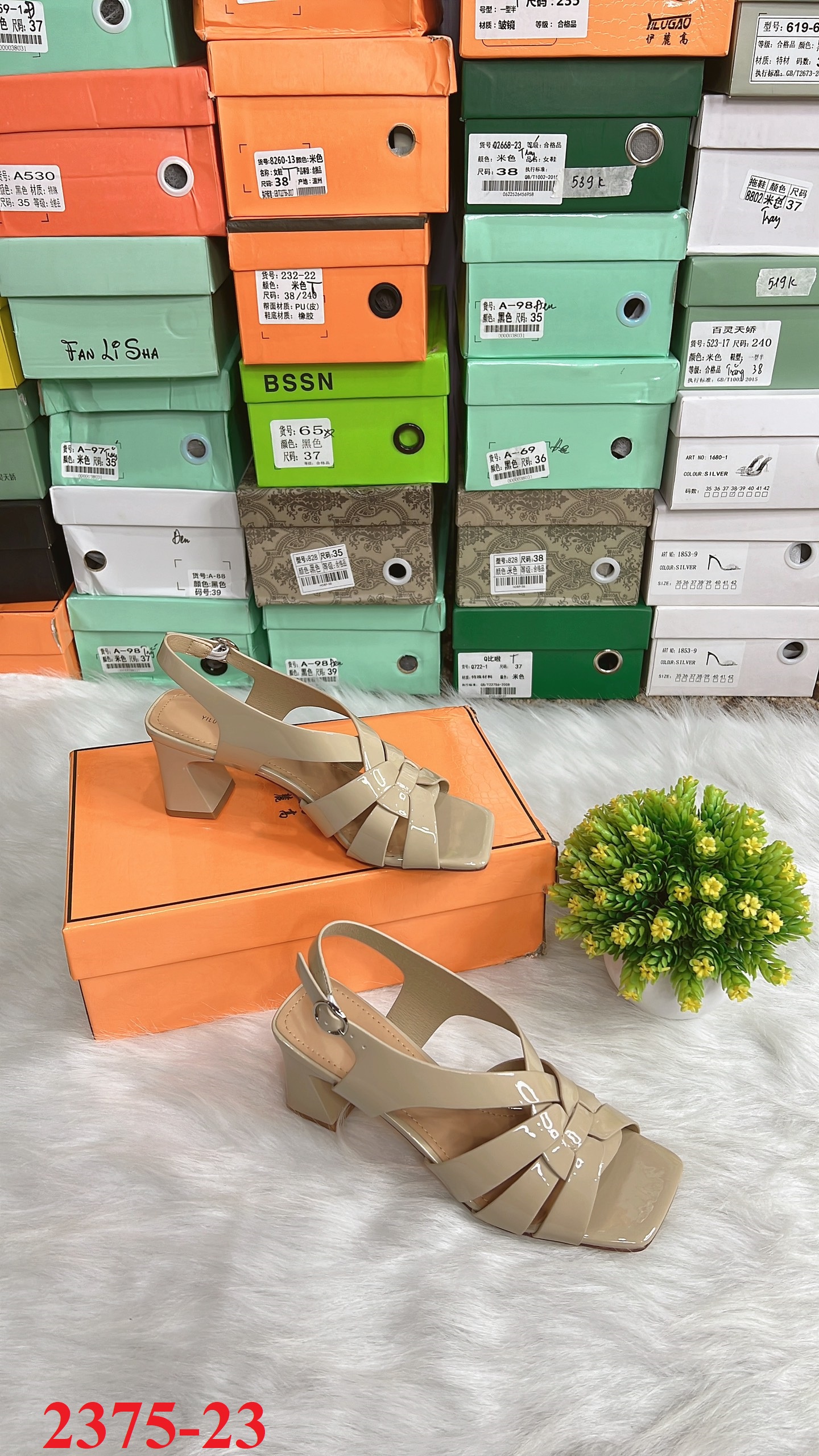 Sandal cao gót nữ