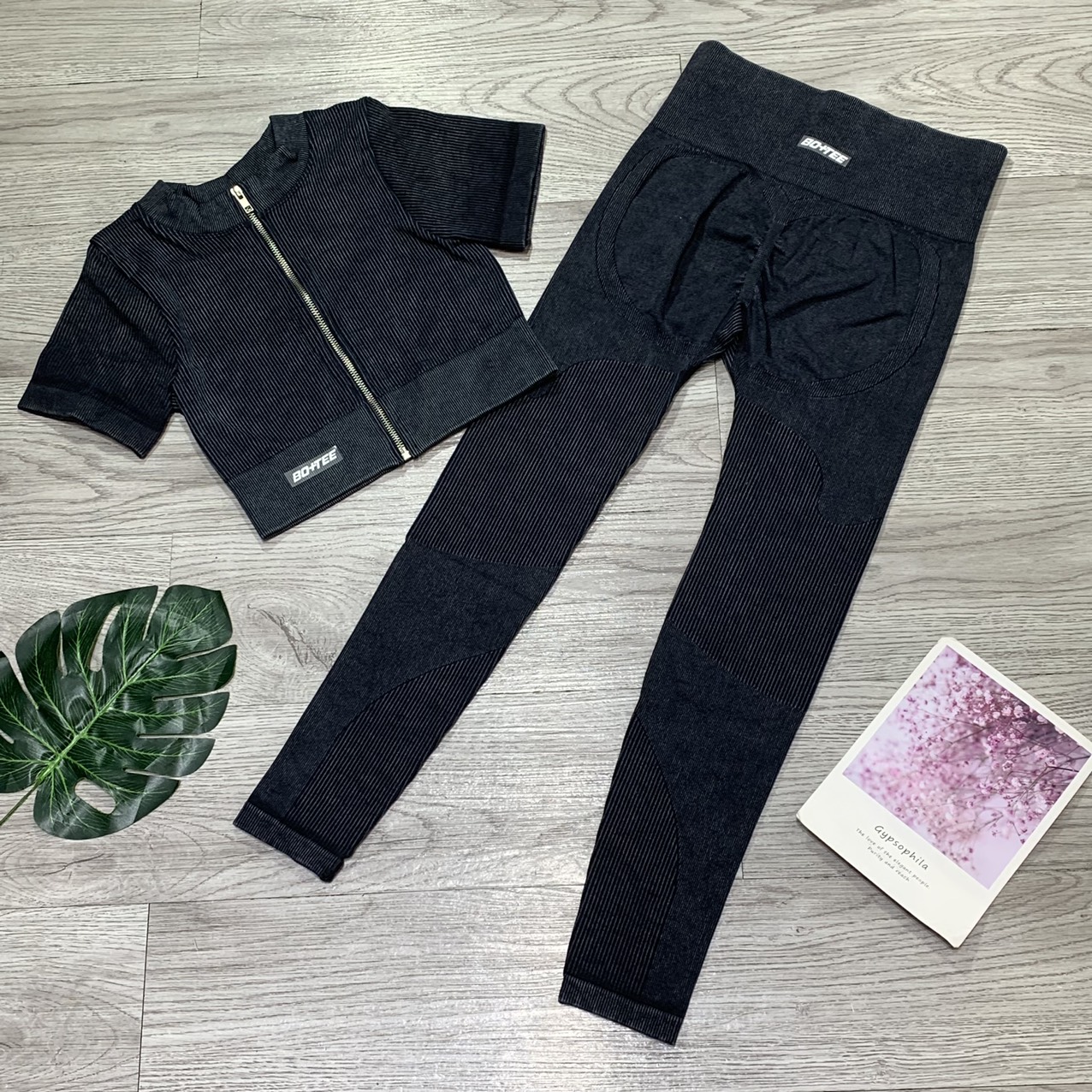 Đồ tập gym yoga thể thao nữ, set bộ dệt gân BOTEE jean áo crop khóa kéo quần dài chun mông cao cấp Bin Sports BD182