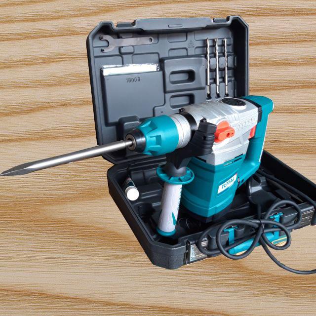 [HCM]Máy khoan đục bê tông Total TH118366 1800W 36mm (Kèm 3 mũi khoan gài & 2 mũi đục)