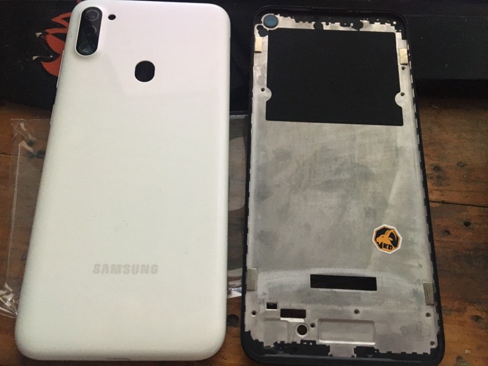 [HCM]Bộ Vỏ + Khung Sườn SamSung Galaxy A11