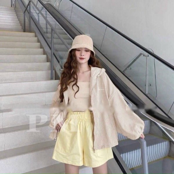 Áo khoác nhung chữ ký