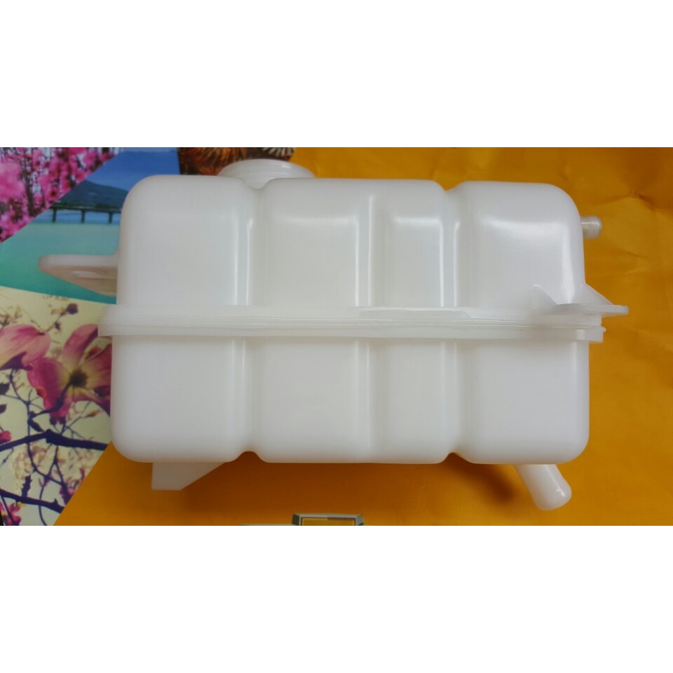 Bình nước phụ Gentra chính hãng