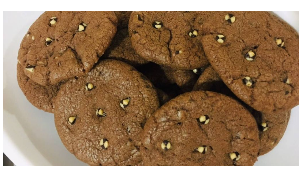 Chocochip đen trắng hạt to 100g