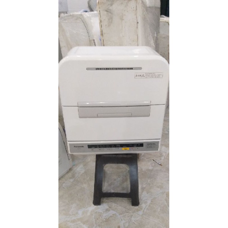 Máy rửa chén panasonic NP-TM7