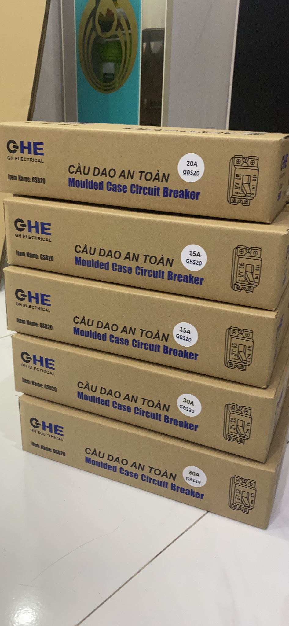 [HCM]cb cầu dao tự động GHE