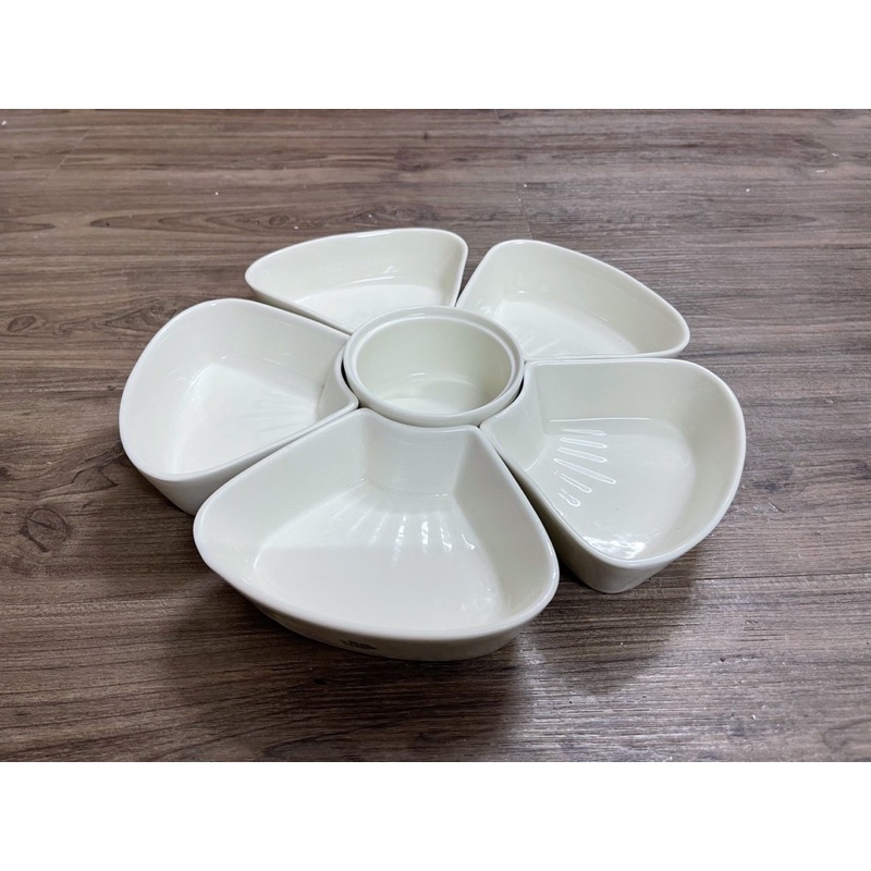 Bộ đĩa 5 cánh hoa đào sứ bát tràng kèm khay