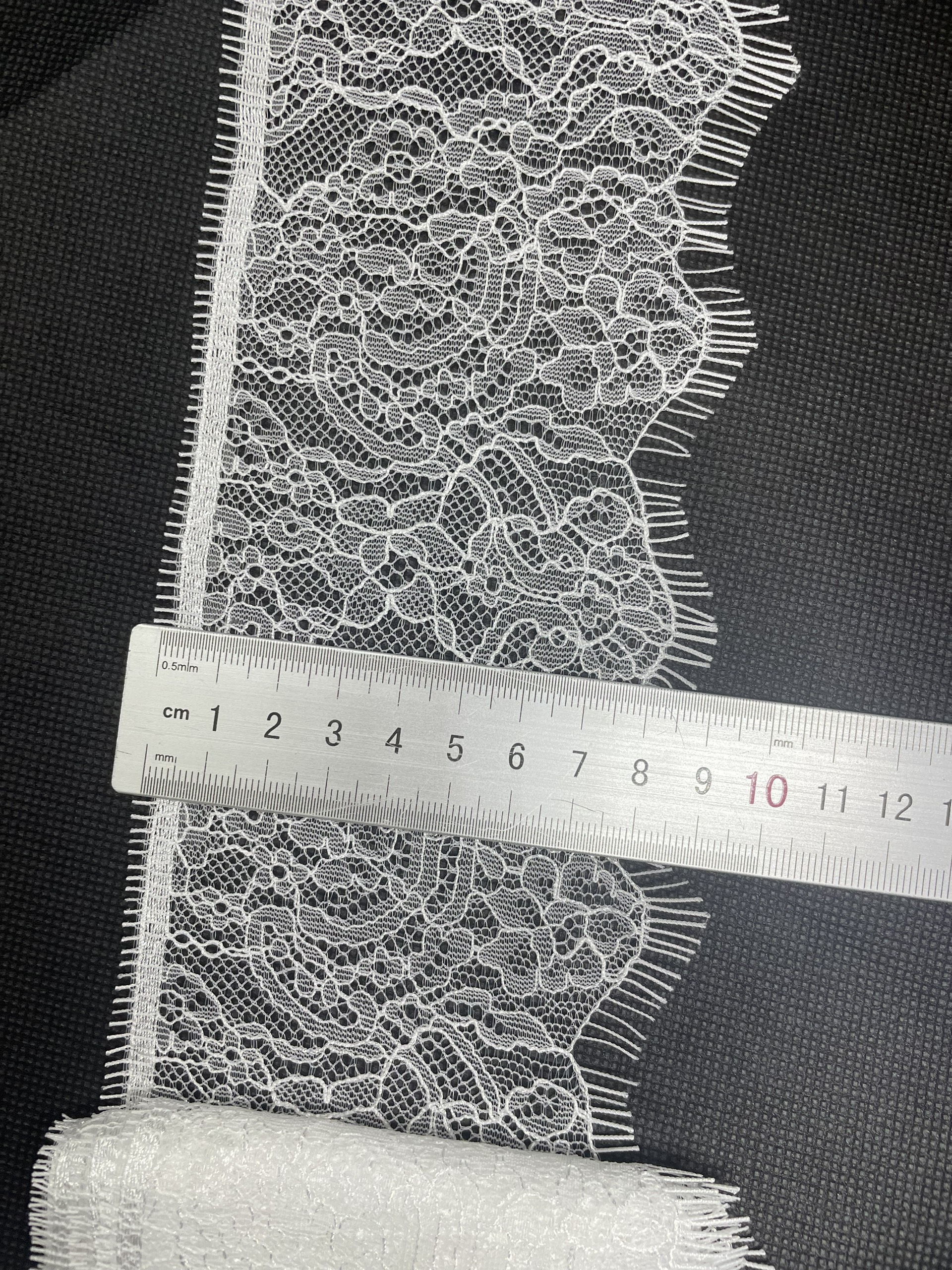[0064] 3m viền ren lông mi 9.3 cm (đã bao gồm viền lông mi)