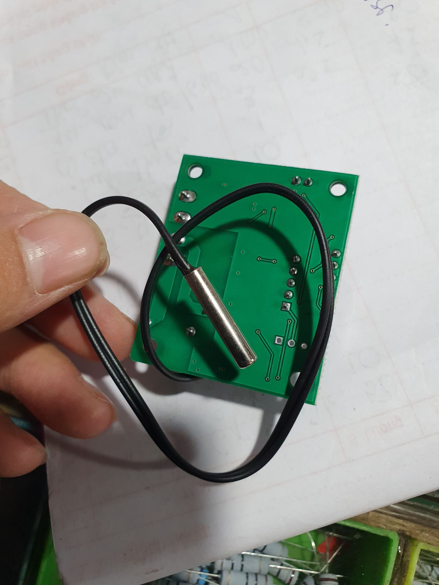 mạch cảm biến nhiệt độ ấp trứng 12v