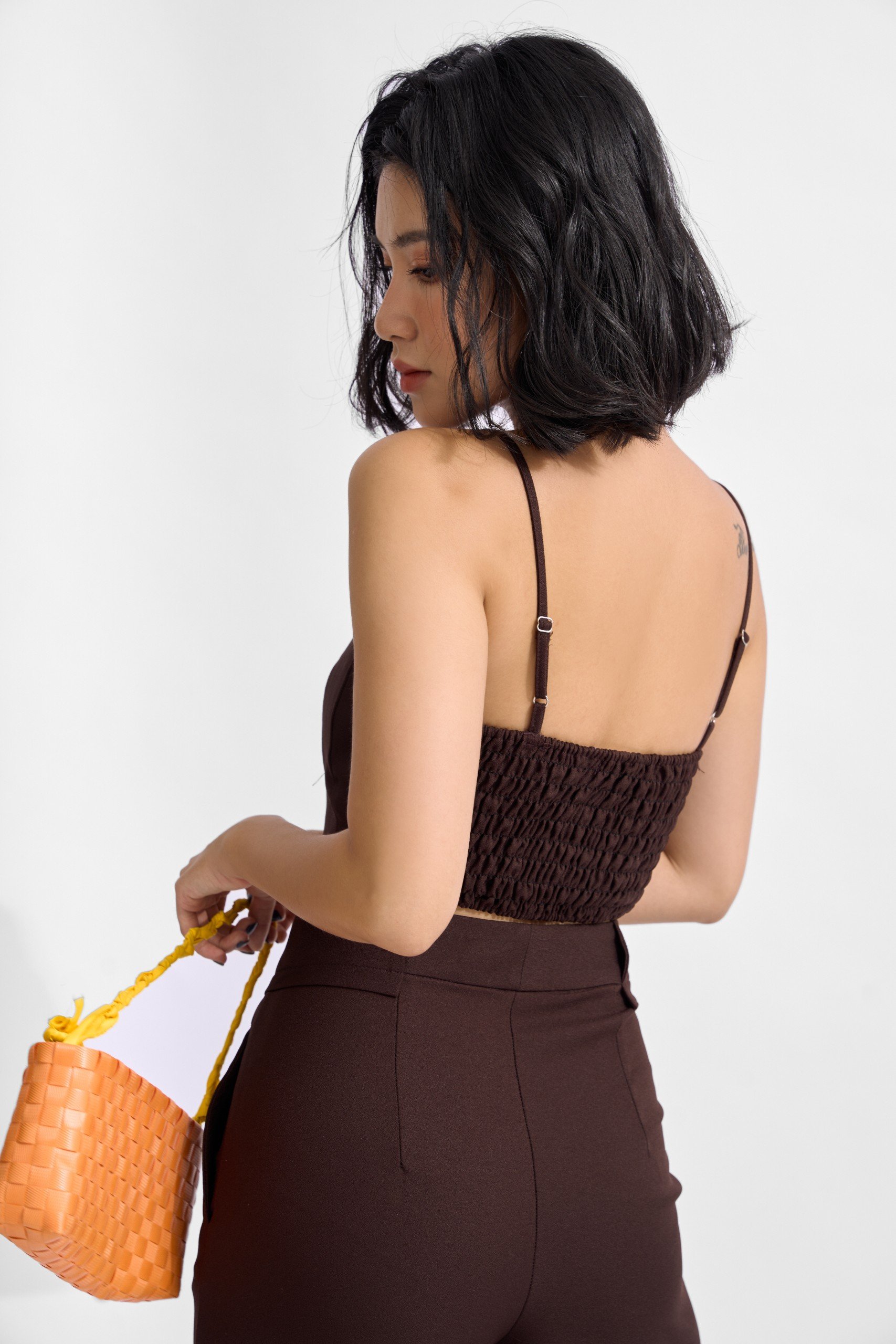 [NHẬP MÃ NOVFALAZSOCIAL02 GIẢM 40K ĐƠN 199K  ] Bộ croptop MAYBI quần dài chất cát,line