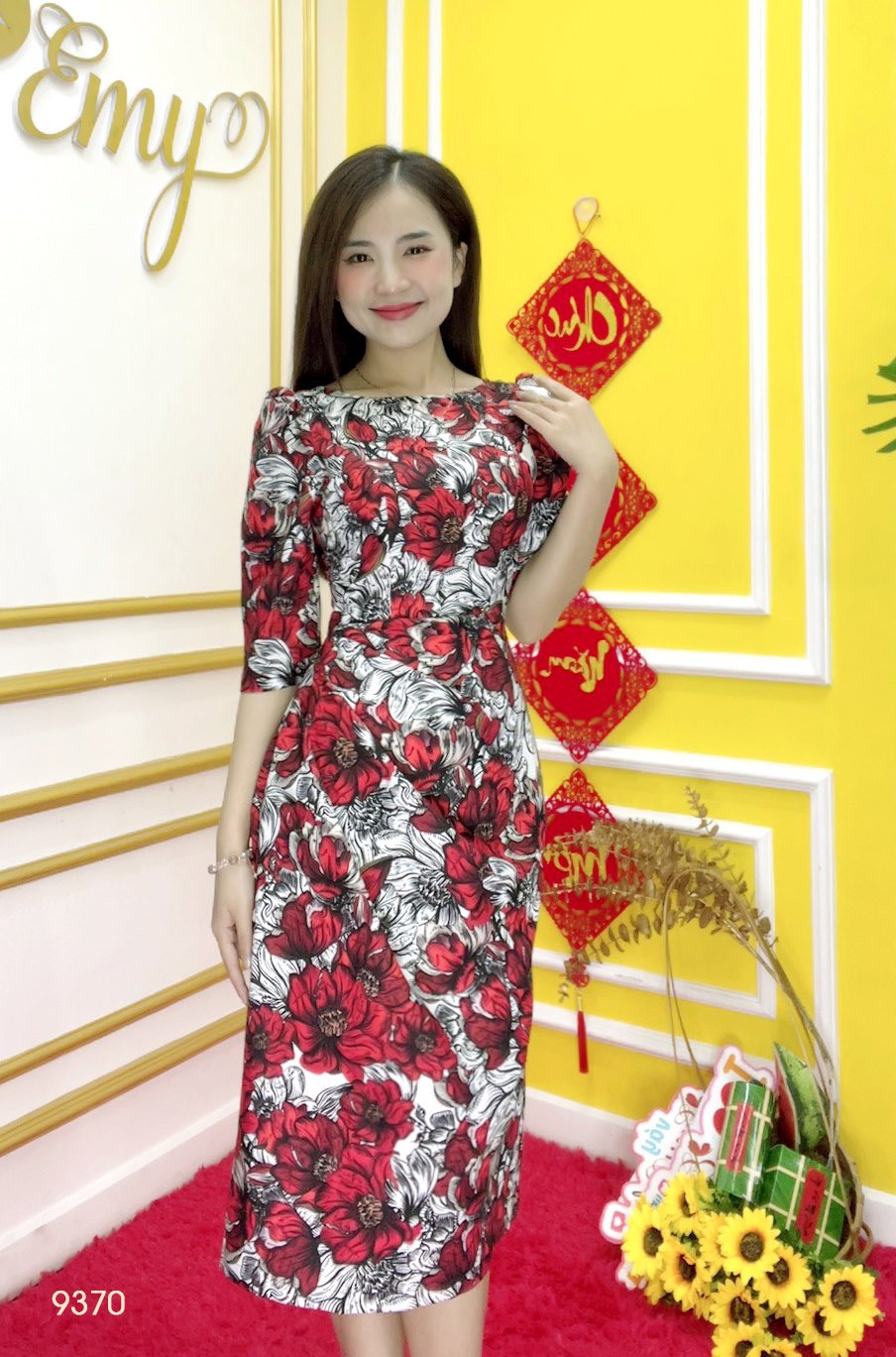 Đầm EMY EM9370 Body A Hoa Đỏ
