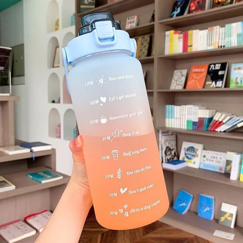 Bình nước cute 2l báo giờ uống nước.