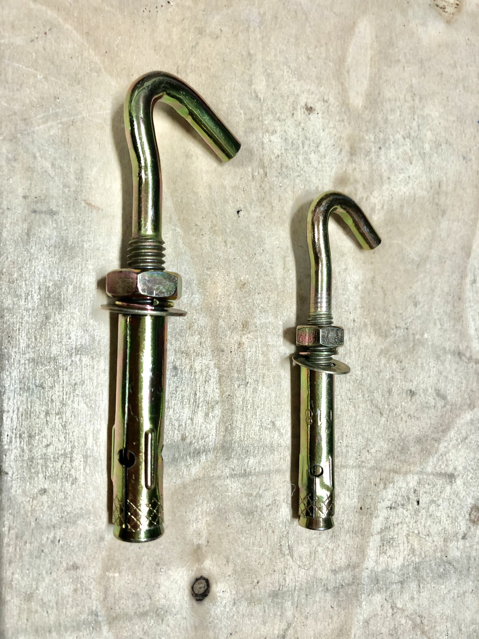 Nở sắt móc tắc kê 8 10