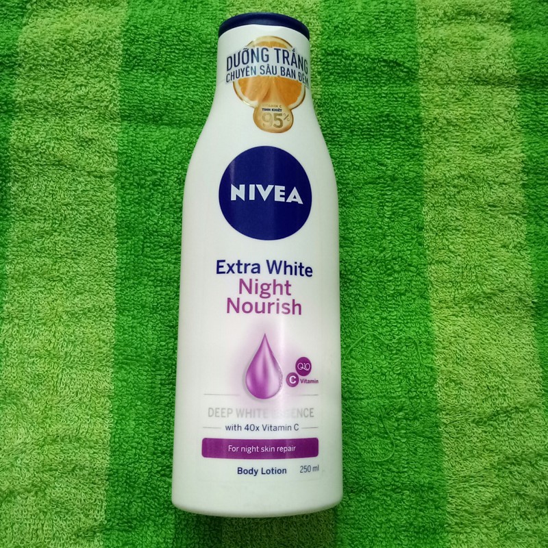 Sữa Dưỡng Thể Trắng Da Nivea Ban Ngày (250ml)