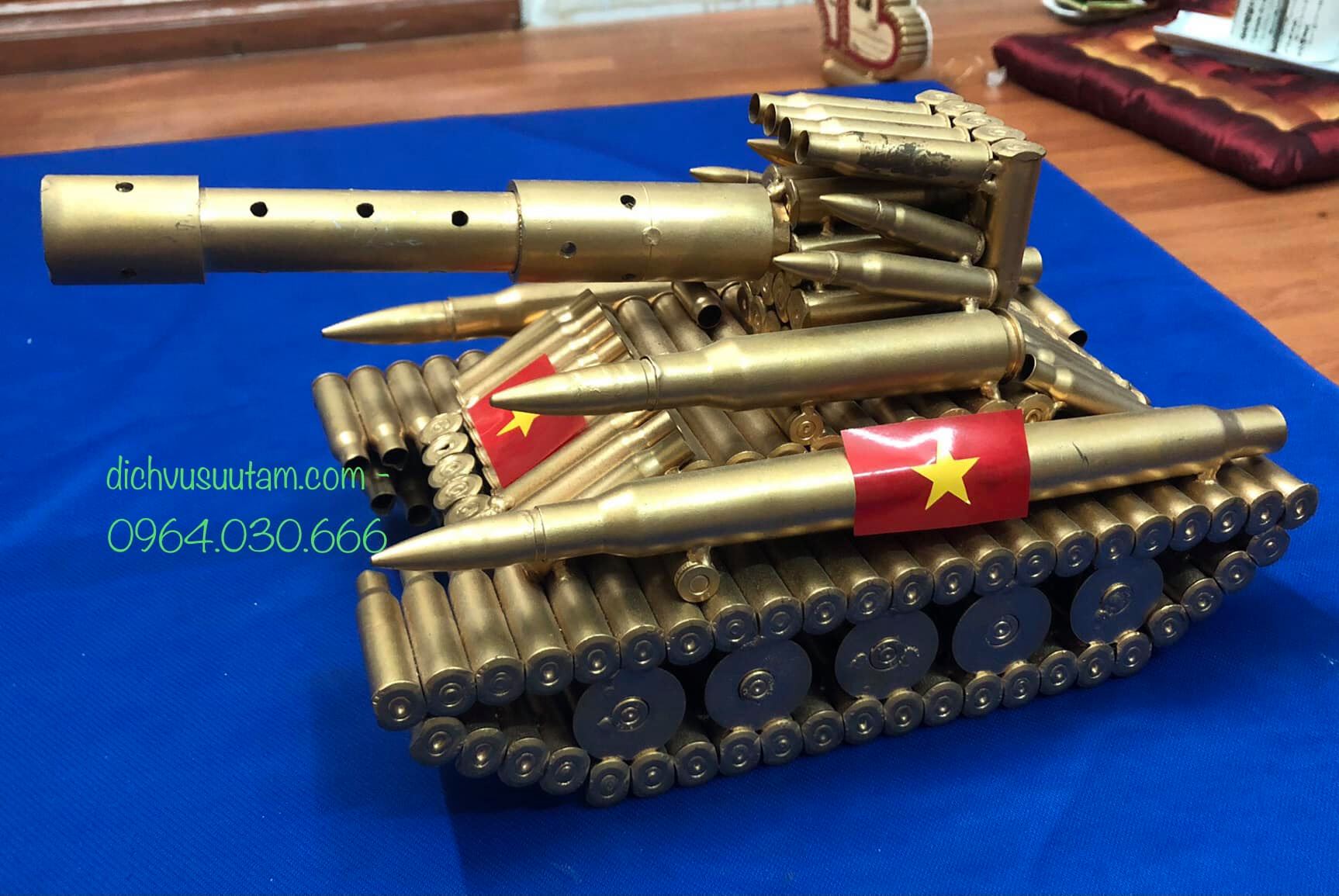 Xe tăng chiến đấu đời mới mô hình vỏ đan