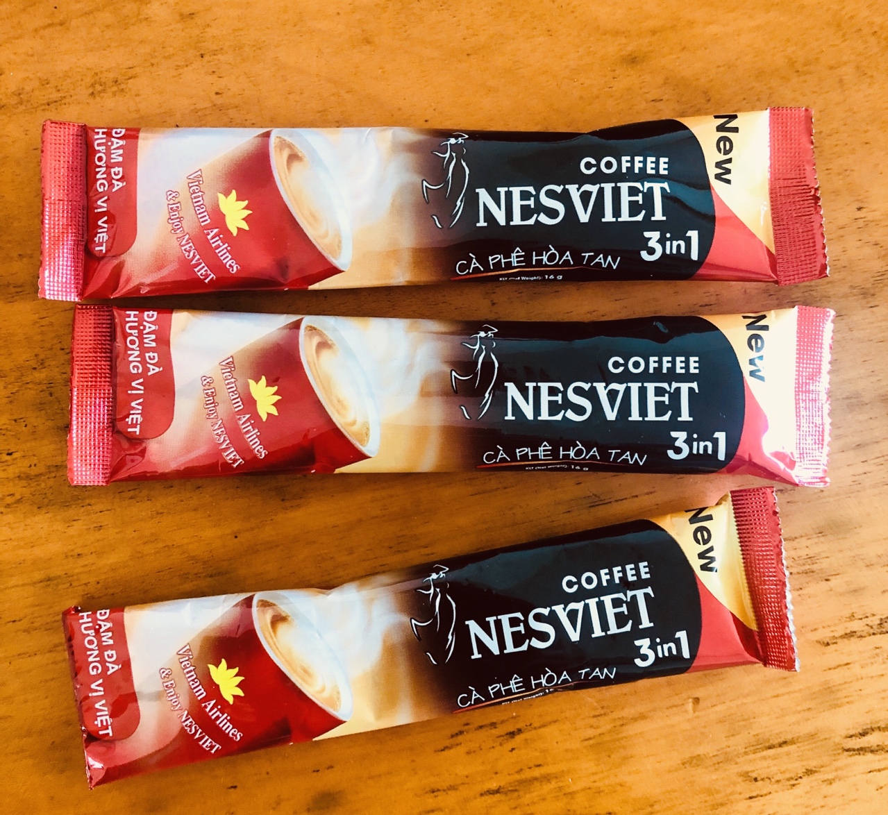 Cà phê hòa tan NESVIET          (Hòa tan 3in1 - Hộp 12 gói)